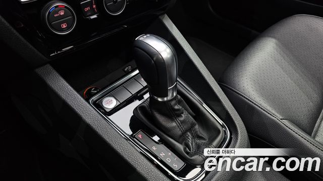 Volkswagen Jetta 2015 — photo 9