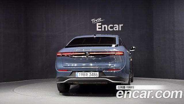 Toyota Crown 2025 — photo 4
