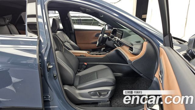 Toyota Crown 2025 — photo 17