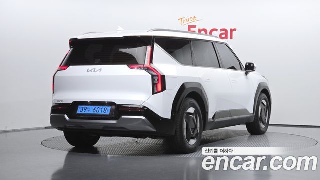 Kia EV9 2024 — photo 2
