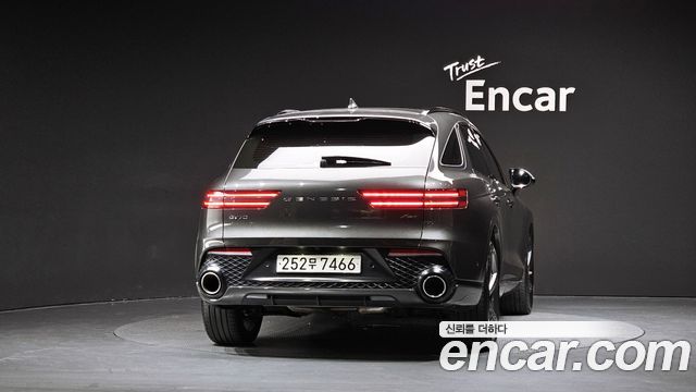 Genesis GV70 2023 — photo 4