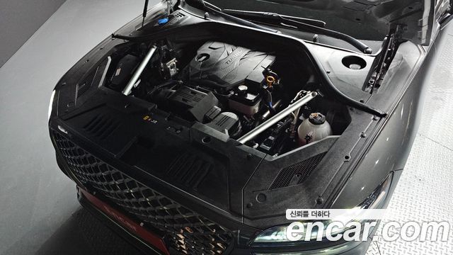 Genesis GV70 2023 — photo 6