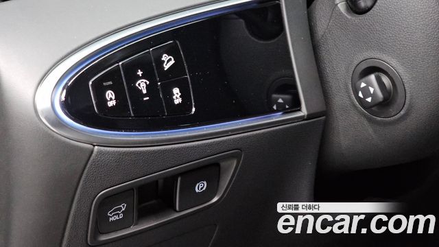 Genesis GV70 2023 — photo 19