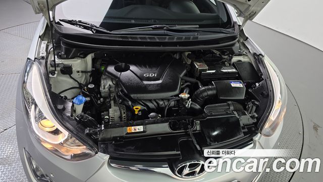 Hyundai AVANTE 2015 — photo 6
