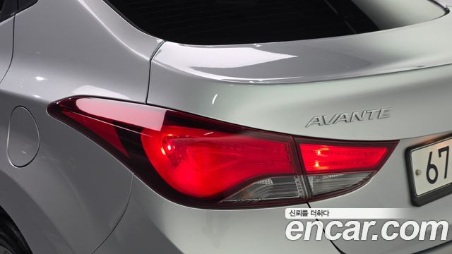 Hyundai AVANTE 2015 — photo 9