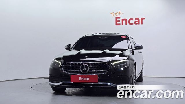 Mercedes-Benz E-Class 2021 — photo 3