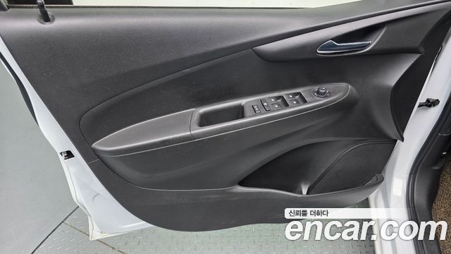 Chevrolet Korea Spark 2018 — photo 14