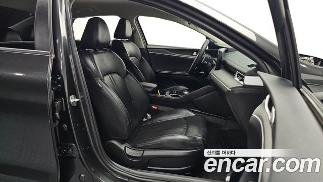 Kia K5 2021 — photo 13