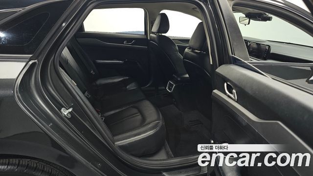 Kia K5 2021 — photo 16
