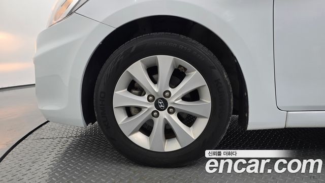 Hyundai Accent 2017 — photo 5