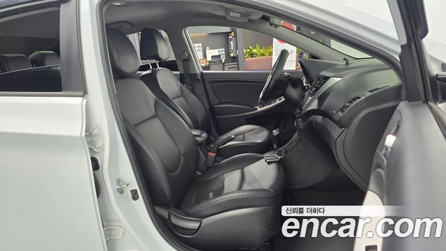 Hyundai Accent 2017 — photo 16