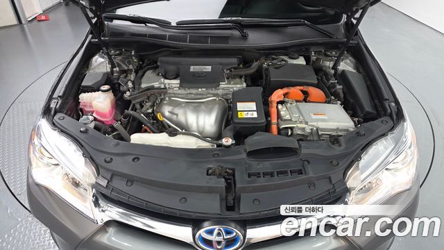 Toyota Camry 2017 — photo 6