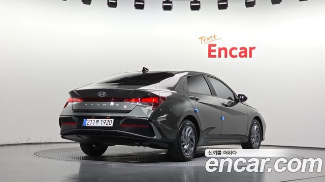 Hyundai AVANTE 2024 — photo 2