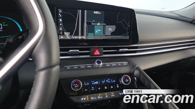 Hyundai AVANTE 2024 — photo 19