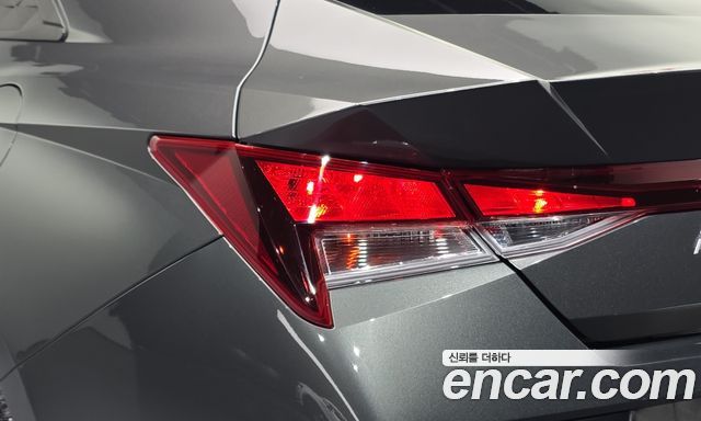 Hyundai AVANTE 2024 — photo 9