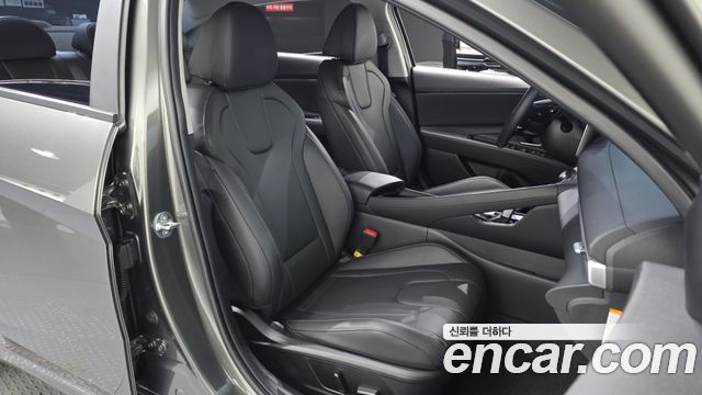 Hyundai AVANTE 2024 — photo 16