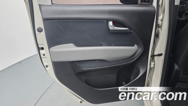 Kia RAY 2022 — photo 15