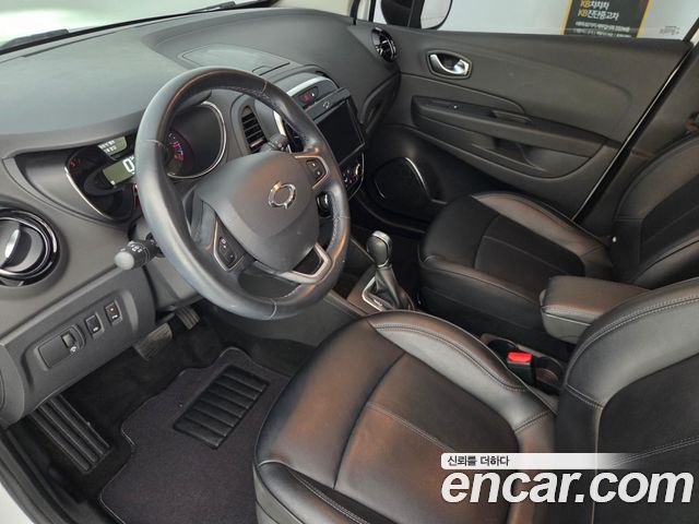 Renault Korea QM3 2019 — photo 11