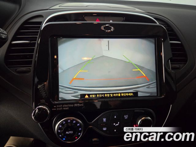 Renault Korea QM3 2019 — photo 13