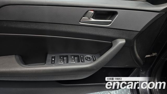 Hyundai Sonata 2019 — photo 18