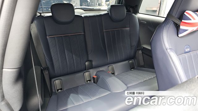 Mini Cooper 2025 — photo 17