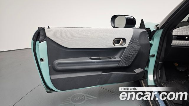 Mini Cooper 2025 — photo 14