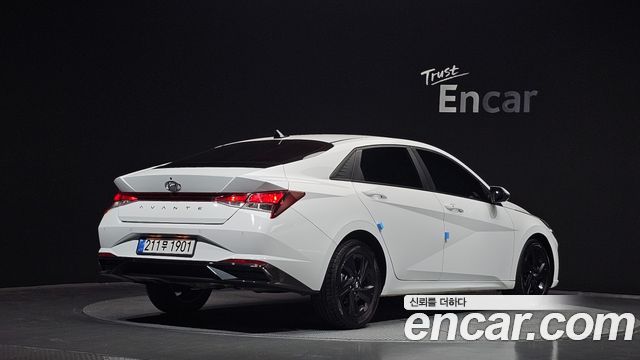 Hyundai AVANTE 2023 — photo 2