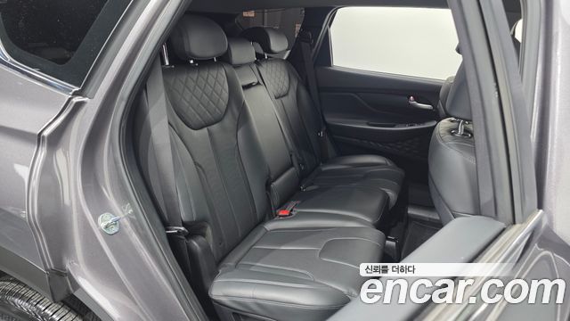 Hyundai Santafe 2022 — photo 18