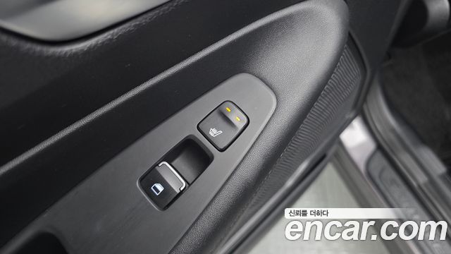 Hyundai Santafe 2022 — photo 30