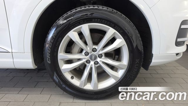 Audi Q7 2019 — photo 7