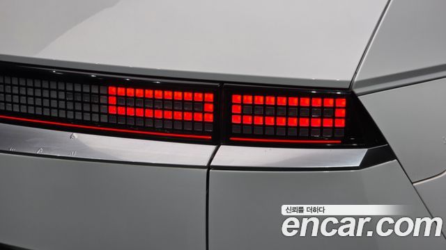 Hyundai Ioniq5 2023 — photo 9