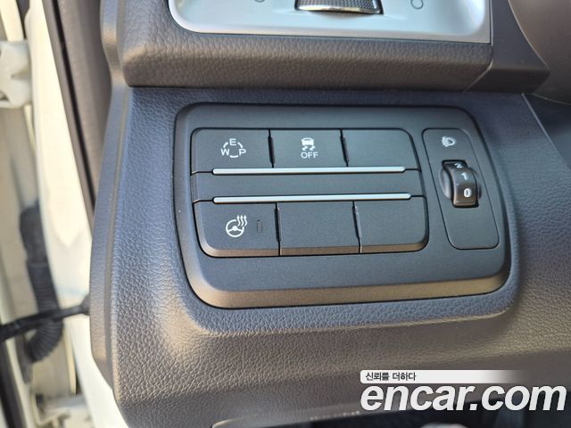 KG Mobility TIBOLI 2016 — photo 11