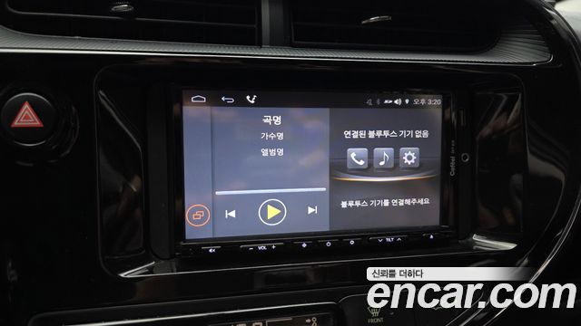 Toyota Prius 2018 — photo 21