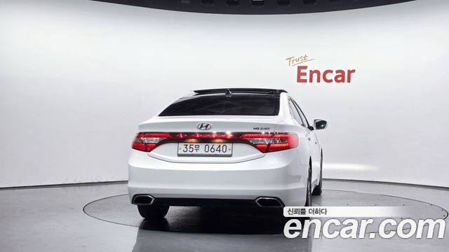 Hyundai Grandeur 2016 — photo 4