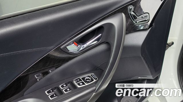 Hyundai Grandeur 2016 — photo 26