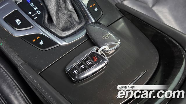 Hyundai Grandeur 2016 — photo 31