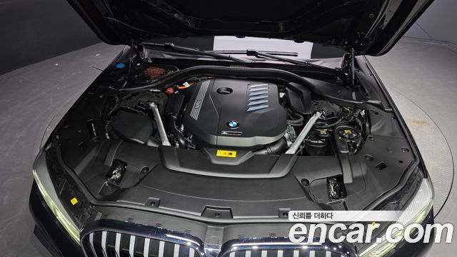 BMW 7-Series 2022 — photo 6