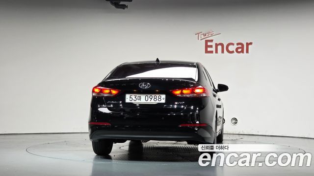 Hyundai AVANTE 2016 — photo 4