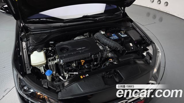 Hyundai AVANTE 2016 — photo 6