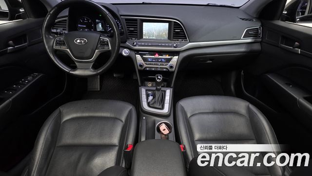 Hyundai AVANTE 2016 — photo 7