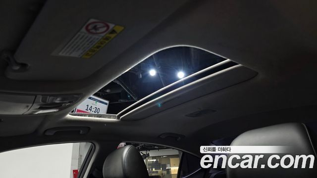 Hyundai AVANTE 2016 — photo 17