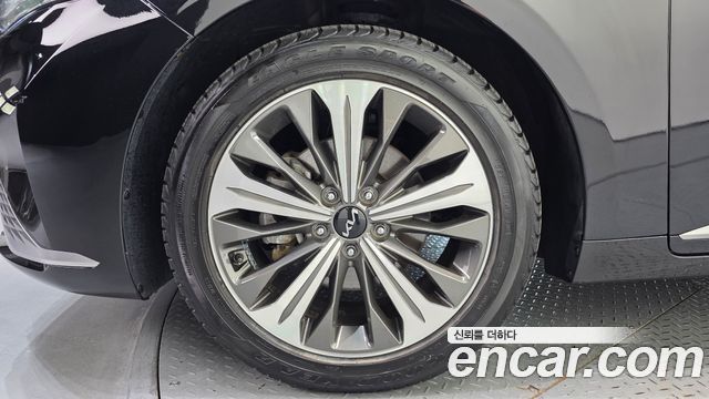 Kia K8 2022 — photo 5