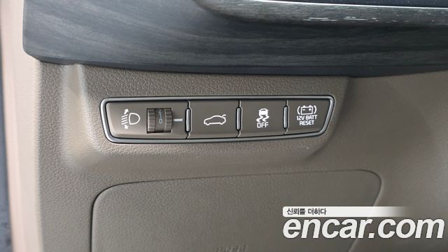 Kia K8 2022 — photo 12