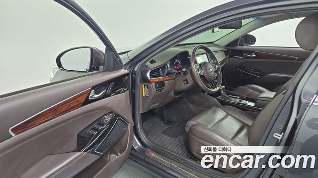 Kia K7 2016 — photo 10