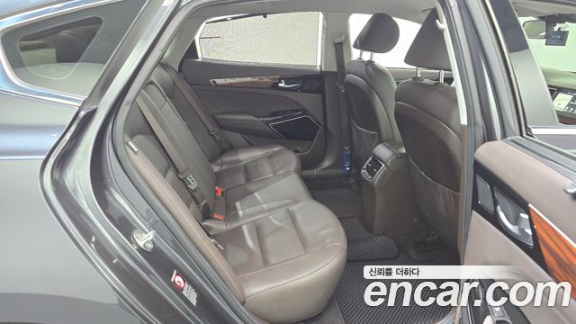 Kia K7 2016 — photo 11