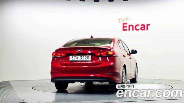 Hyundai AVANTE 2016 — photo 4