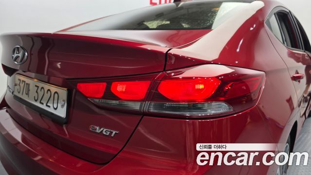 Hyundai AVANTE 2016 — photo 9