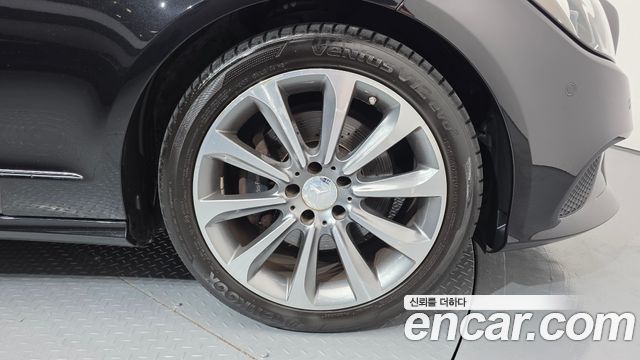 Mercedes-Benz CLS-Class 2016 — photo 5