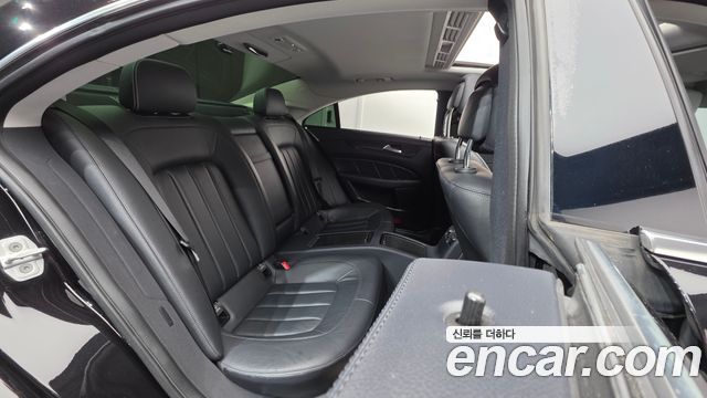 Mercedes-Benz CLS-Class 2016 — photo 19