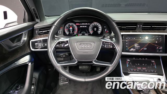 Audi A6 2022 — photo 12